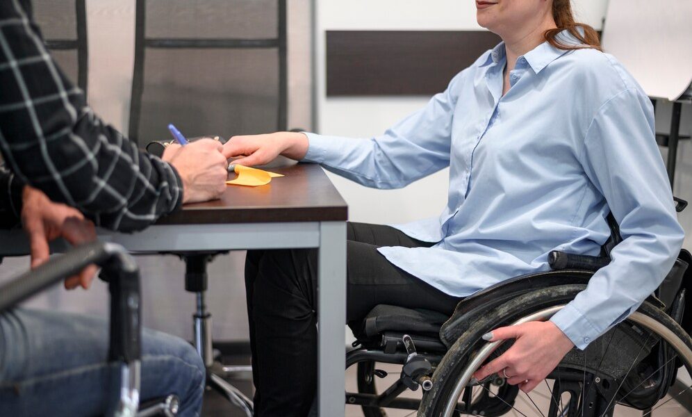 Entenda o que é curatela, quem pode ser curador e quando as regras são aplicadas