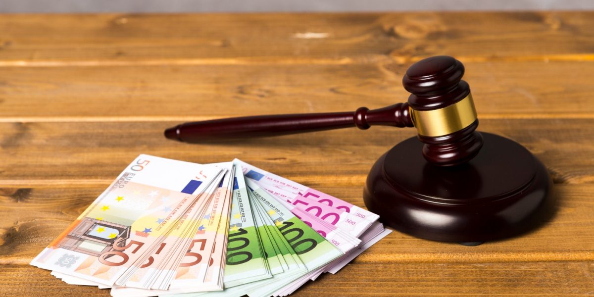 Saiba tudo sobre a cobrança judicial e extrajudicial na hora de recuperar créditos