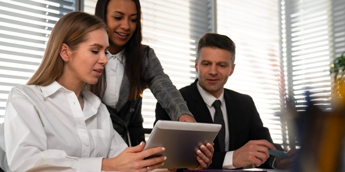 Consultoria trabalhista empresarial: o que é e quais seus benefícios